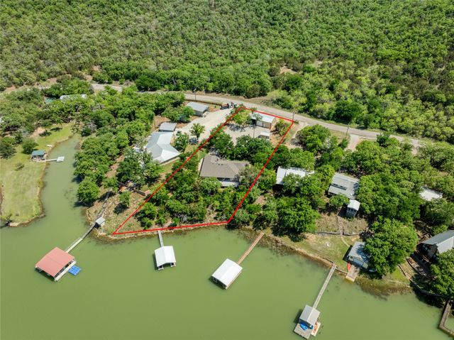 1780 S Lakeview Drive, Gordon, TX 76453