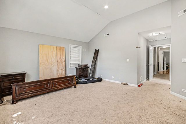4440 N La Crosse Avenue, Chicago, IL 60630