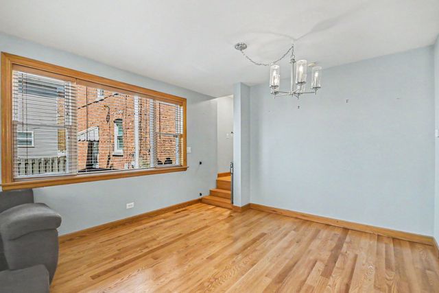 4440 N La Crosse Avenue, Chicago, IL 60630