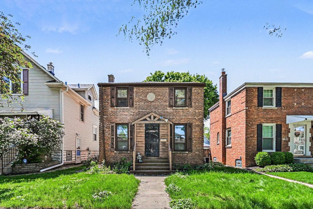 4440 N La Crosse Avenue, Chicago, IL 60630