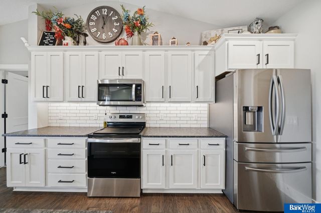 9221 Blacksmith Road, Lincoln, NE 68507