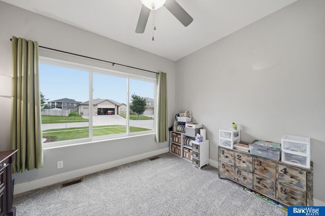 9221 Blacksmith Road, Lincoln, NE 68507
