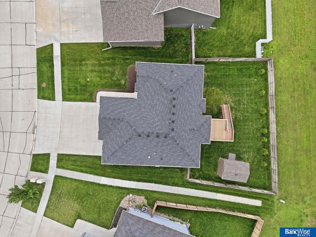 9221 Blacksmith Road, Lincoln, NE 68507