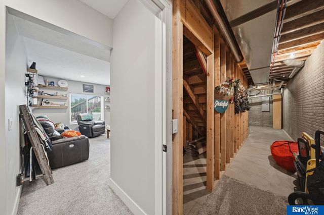 9221 Blacksmith Road, Lincoln, NE 68507
