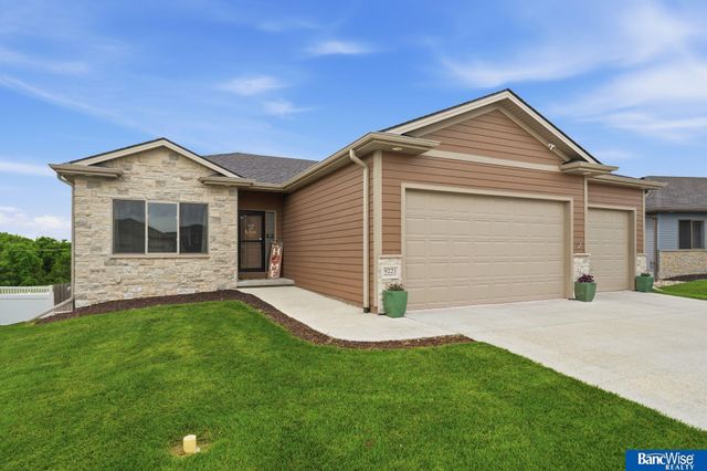 9221 Blacksmith Road, Lincoln, NE 68507