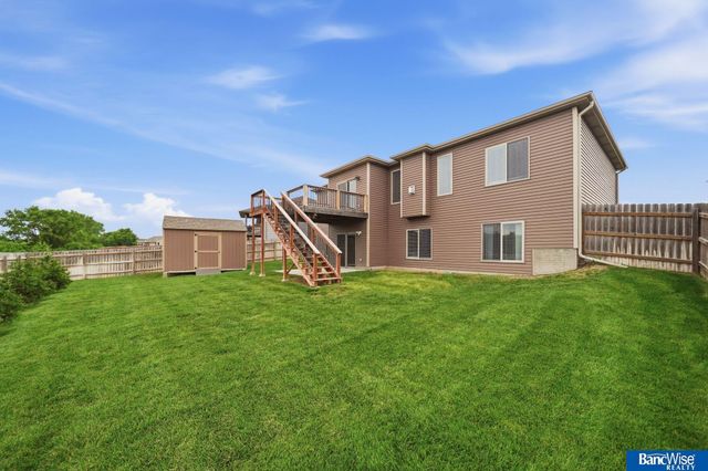 9221 Blacksmith Road, Lincoln, NE 68507