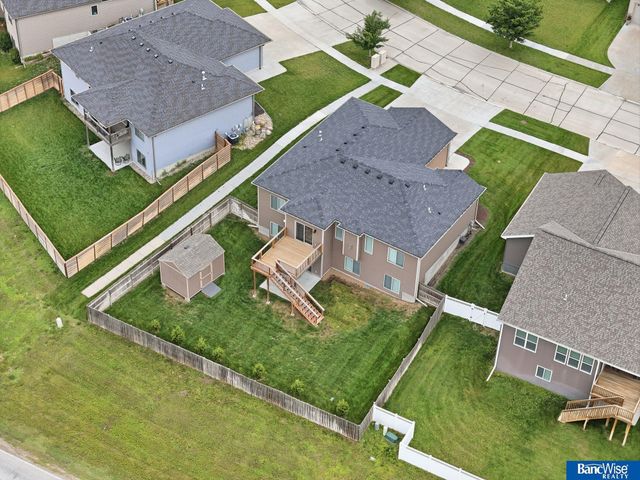 9221 Blacksmith Road, Lincoln, NE 68507