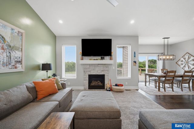 9221 Blacksmith Road, Lincoln, NE 68507