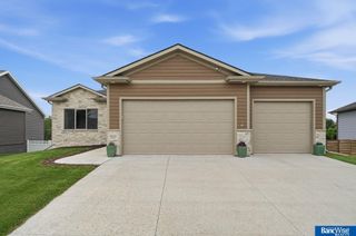 9221 Blacksmith Road, Lincoln, NE 68507