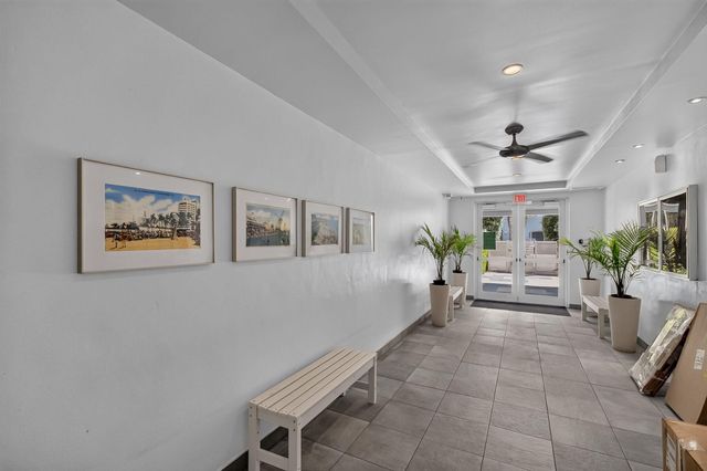 1045 10TH Street 301, Miami Beach, FL 33139