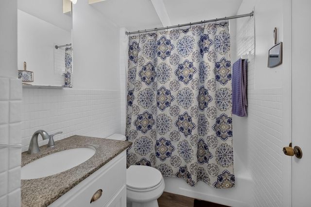 1045 10TH Street 301, Miami Beach, FL 33139