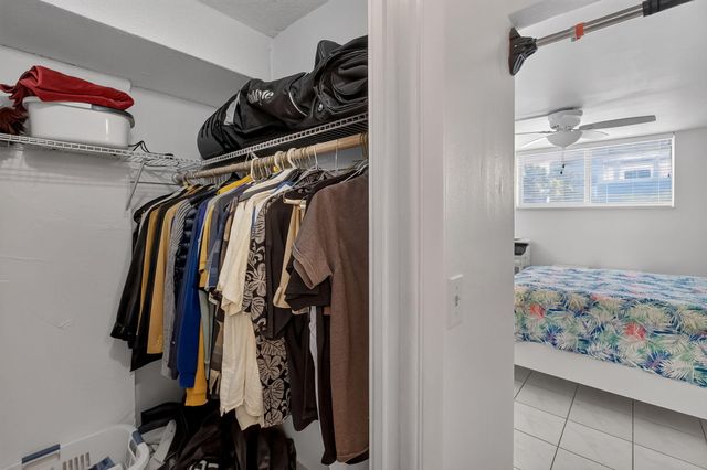 1045 10TH Street 301, Miami Beach, FL 33139