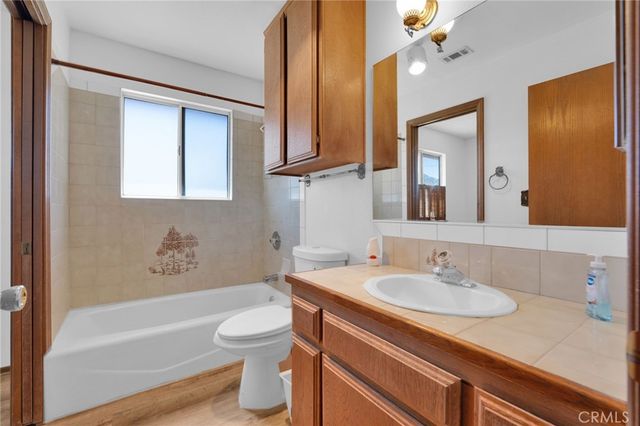 22677 Dexter, Apple Valley, CA 92307