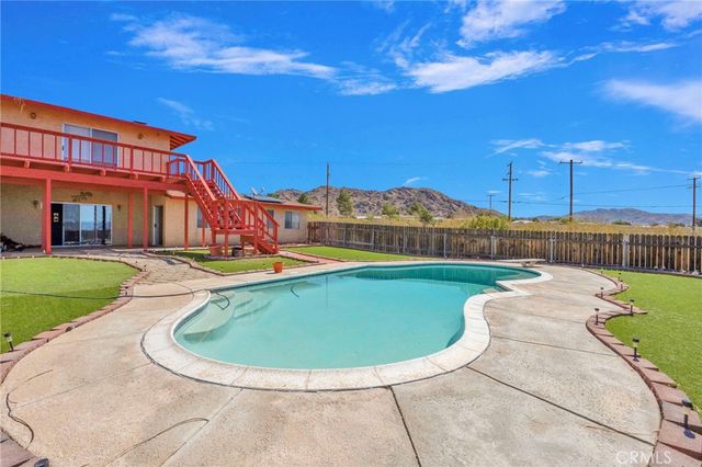 22677 Dexter, Apple Valley, CA 92307