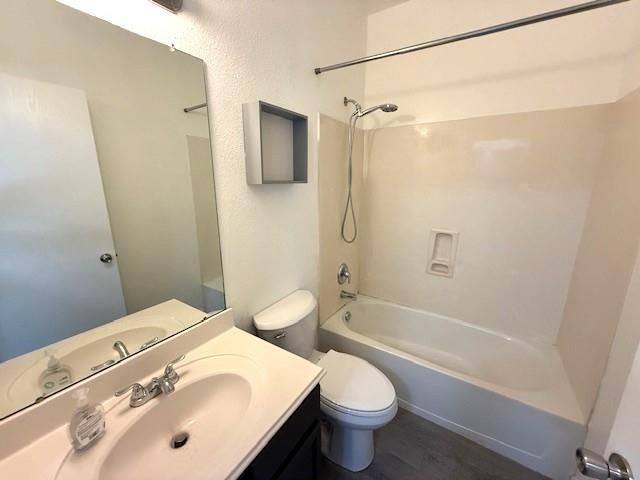 6019 Greenpark Manor Lane, Houston, TX 77085