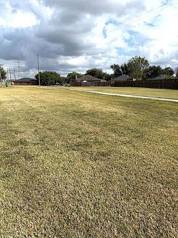 6019 Greenpark Manor Lane, Houston, TX 77085