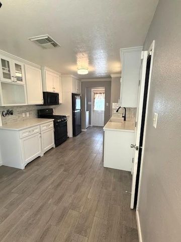 6019 Greenpark Manor Lane, Houston, TX 77085