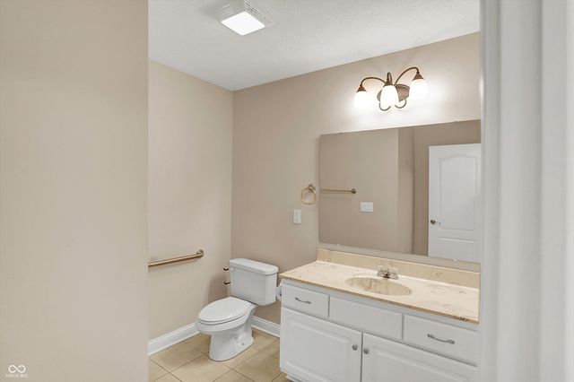 7832 Lascala Boulevard, Indianapolis, IN 46237