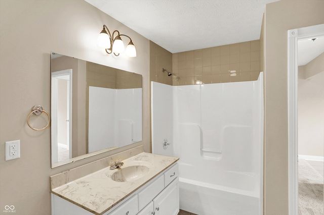 7832 Lascala Boulevard, Indianapolis, IN 46237