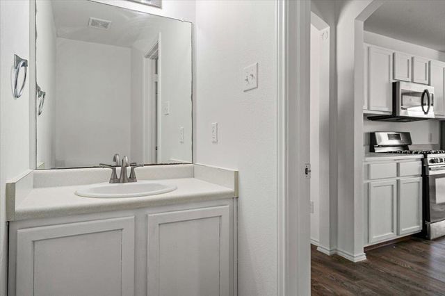 617 Carole CV, Bastrop, TX 78602