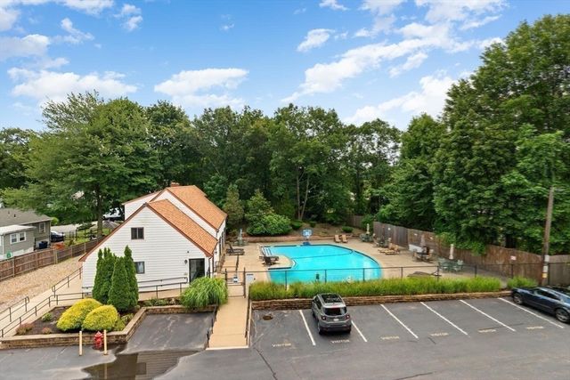 148 Marble St 404, Stoneham, MA 02180