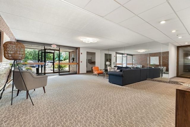 148 Marble St 404, Stoneham, MA 02180