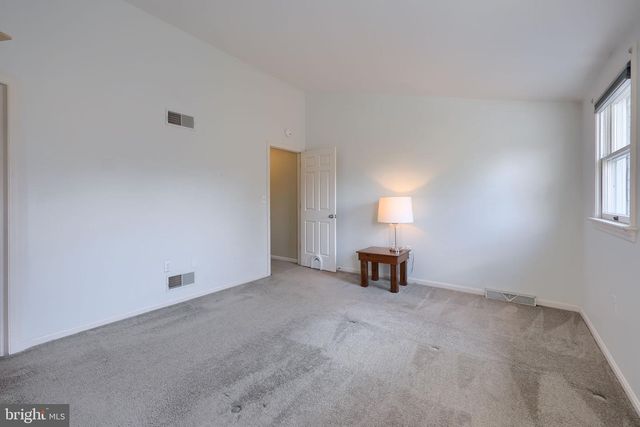 100 PEPPERTON CT, Lititz, PA 17543