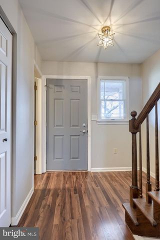 100 PEPPERTON CT, Lititz, PA 17543