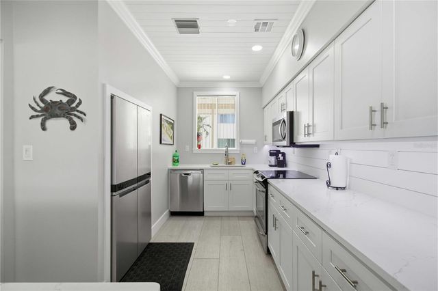 765 JOHN RINGLING BOULEVARD 1, Sarasota, FL 34236