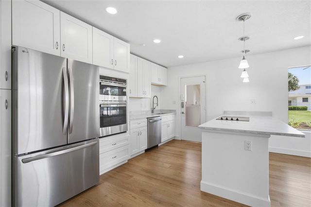 765 JOHN RINGLING BOULEVARD 1, Sarasota, FL 34236