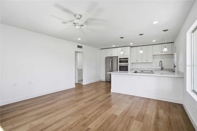 765 JOHN RINGLING BOULEVARD 1, Sarasota, FL 34236