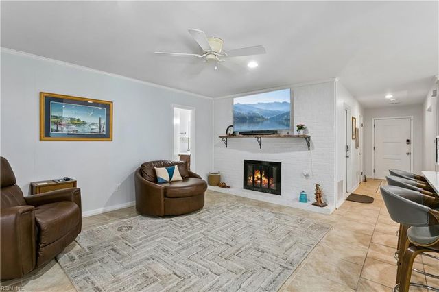 336 Weyanoke CT, Hampton, VA 23669