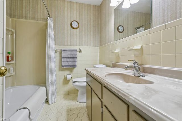 336 Weyanoke CT, Hampton, VA 23669