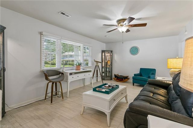 336 Weyanoke CT, Hampton, VA 23669
