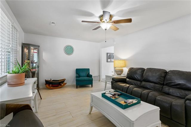 336 Weyanoke CT, Hampton, VA 23669
