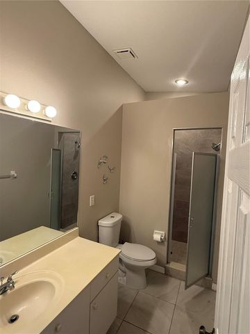 1117 PINELLAS BAYWAY S 303, Tierra Verde, FL 33715