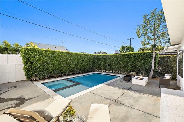 1924 Beryl Lane, Newport Beach, CA 92660