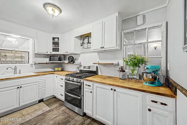 120 W 2ND Street, Mesa, AZ 85201