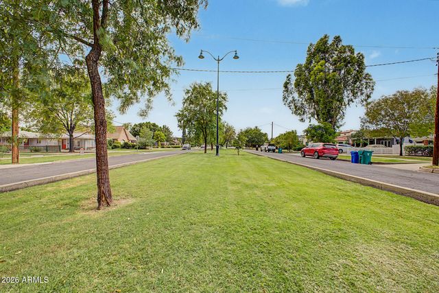 120 W 2ND Street, Mesa, AZ 85201