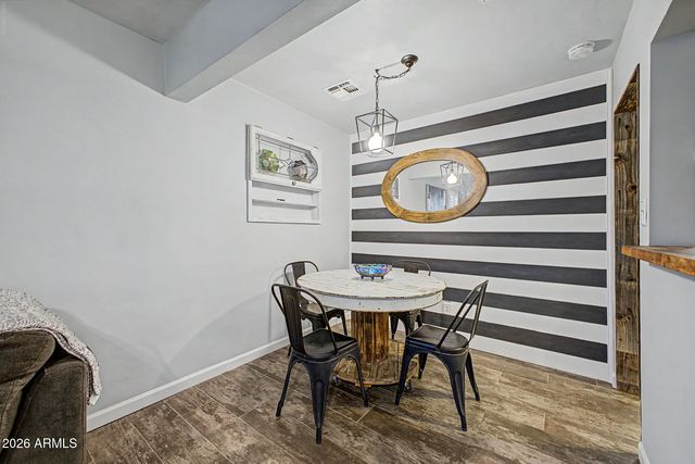 120 W 2ND Street, Mesa, AZ 85201
