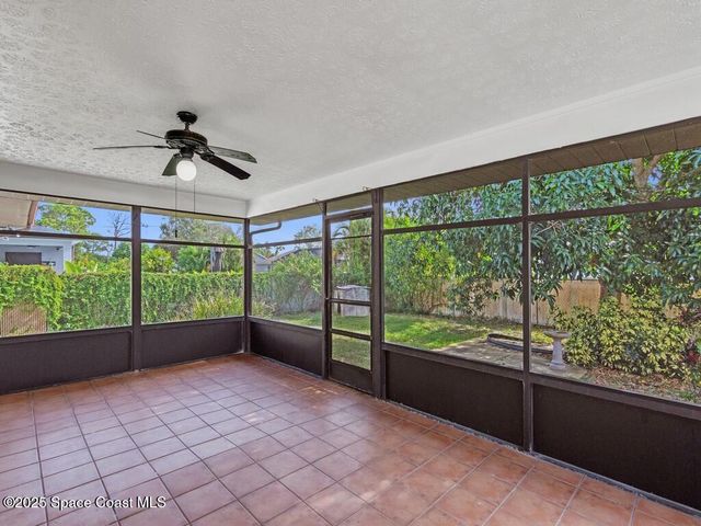 362 SE Starfish Avenue, Port St. Lucie, FL 34983