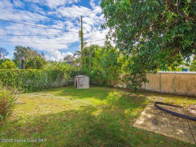 362 SE Starfish Avenue, Port St. Lucie, FL 34983