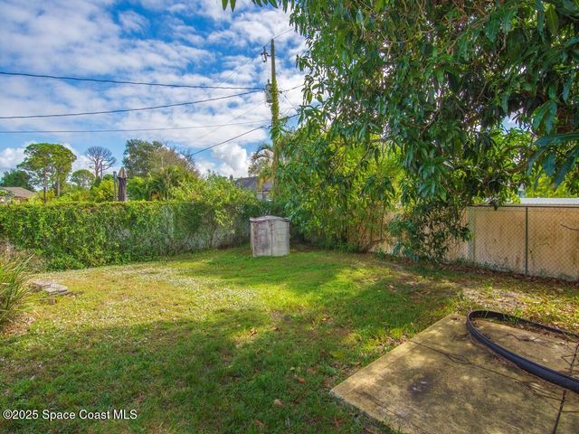 362 SE Starfish Avenue, Port St. Lucie, FL 34983