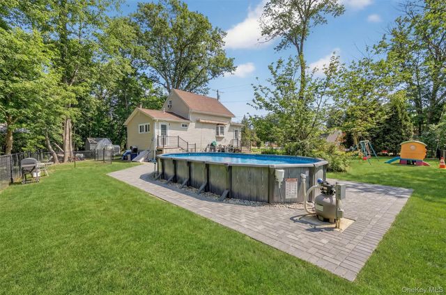 9 Java Road, Patterson, NY 12563