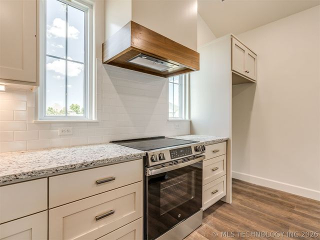 5916 Coldspring Lane, Bartlesville, OK 74006