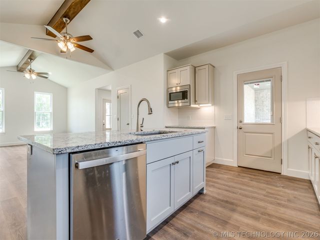 5916 Coldspring Lane, Bartlesville, OK 74006