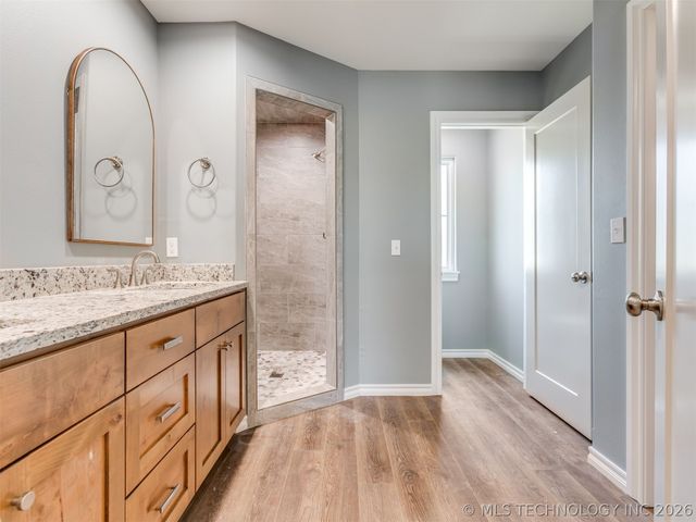 5916 Coldspring Lane, Bartlesville, OK 74006