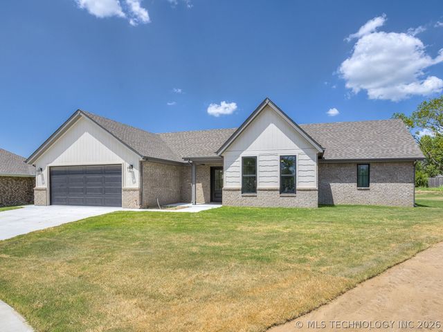 5916 Coldspring Lane, Bartlesville, OK 74006