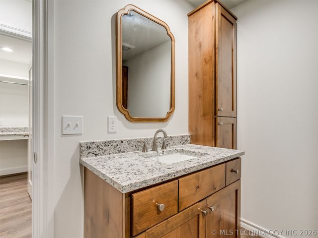 5916 Coldspring Lane, Bartlesville, OK 74006