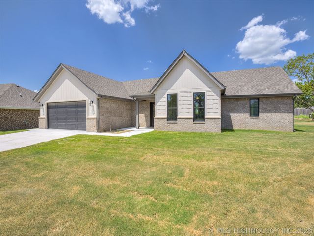 5916 Coldspring Lane, Bartlesville, OK 74006